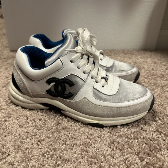 Stylish White Sneakers Women Shoes Fits 6 - Picture 3 of 11